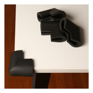 8 Adet Siyah Renk Ev Çocuk Bebek Koruma Kauçuk Masa, Sehpa Köşe Koruyucu ( 3M Marka Bant Hediyeli )