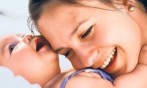 Mutlu Bebek, Mutlu Anne