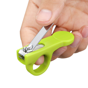 Özel Tasarım Yeşil Bebek Tırnak Makası – Güvenli Kesim + Ergonomik Sap